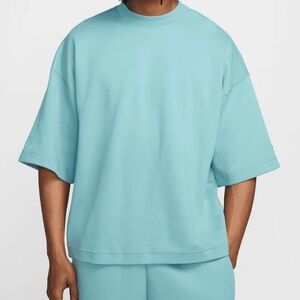 Men’s Nike Tech Fleece Turquoise Short Sleeve Tee - Large - Used